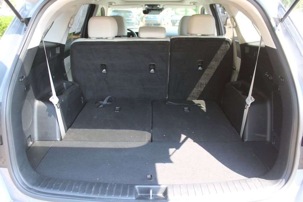 Certified 2025 Kia Sorento S w/ Panoramic Sunroof Package FWD image 10