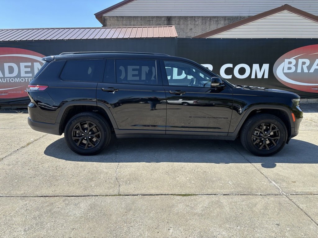 Used 2024 Jeep Grand Cherokee L Laredo image 8