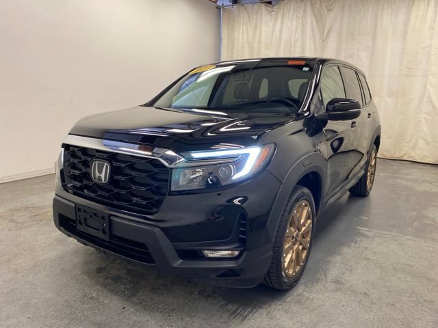 Used 2023 Honda Passport EX-L image 3