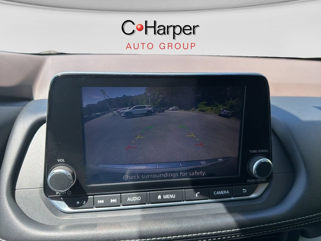 Used 2023 Nissan Rogue SV AWD/4WD image 24
