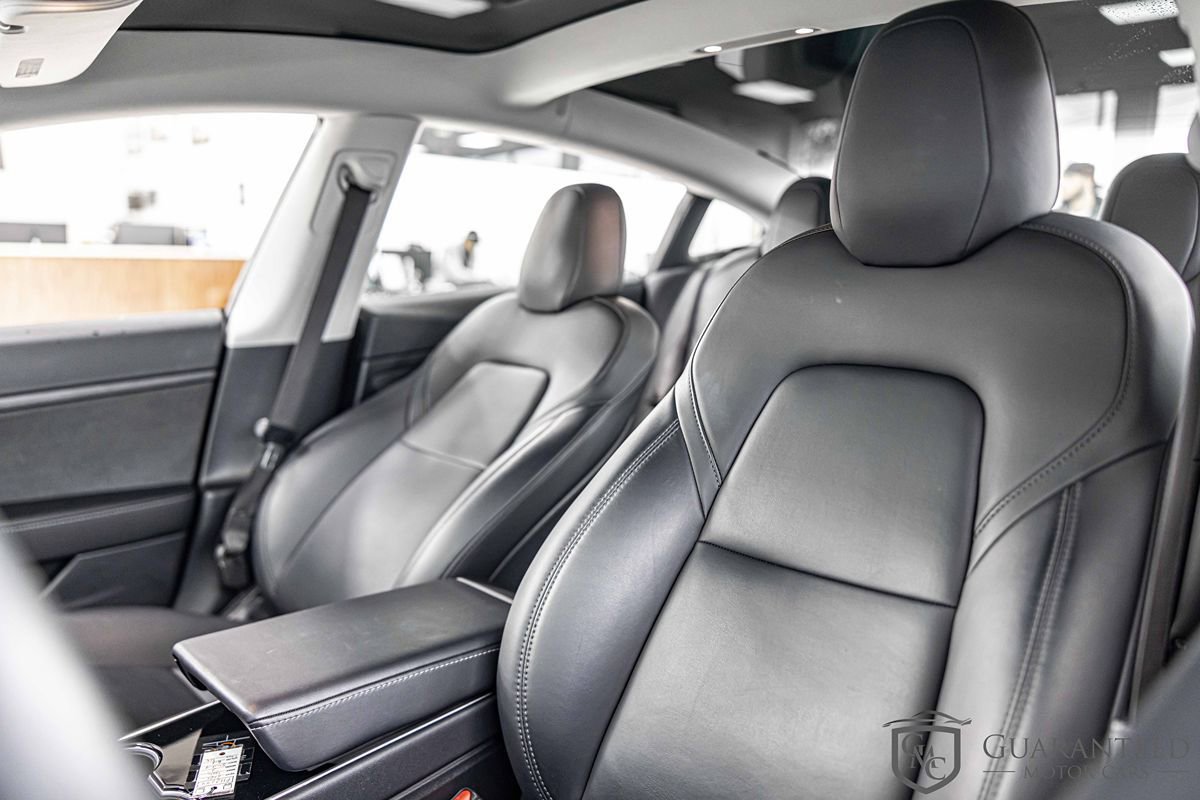 Used 2020 Tesla Model 3 Standard Range Plus RWD image 17
