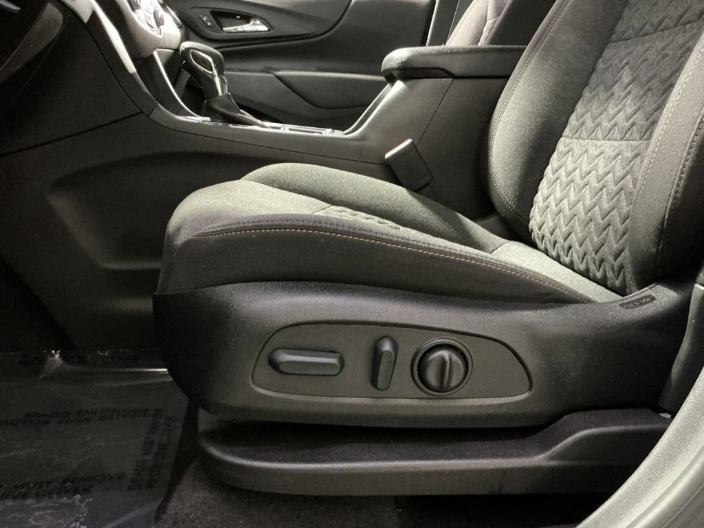 Used 2024 Chevrolet Equinox LT image 22