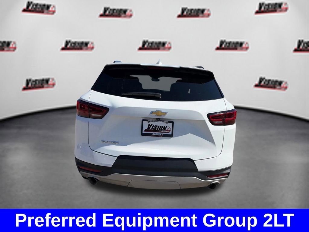 Used 2024 Chevrolet Blazer LT w/ Convenience Package FWD image 7