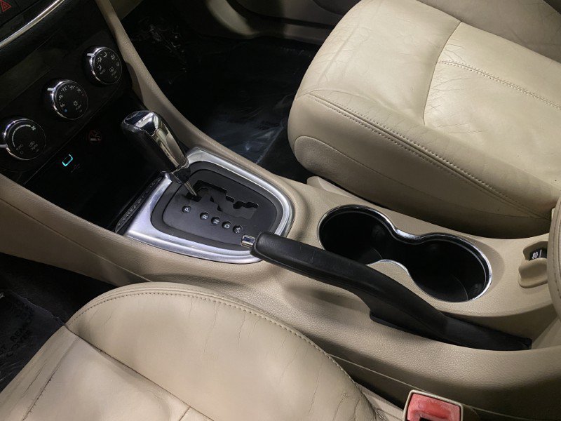 Used 2013 Chrysler 200 Limited FWD image 38