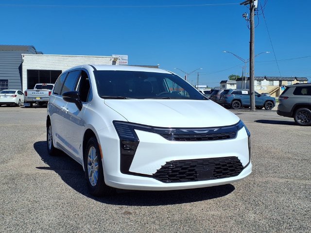 New 2027 Chrysler Pacifica Select FWD image 24
