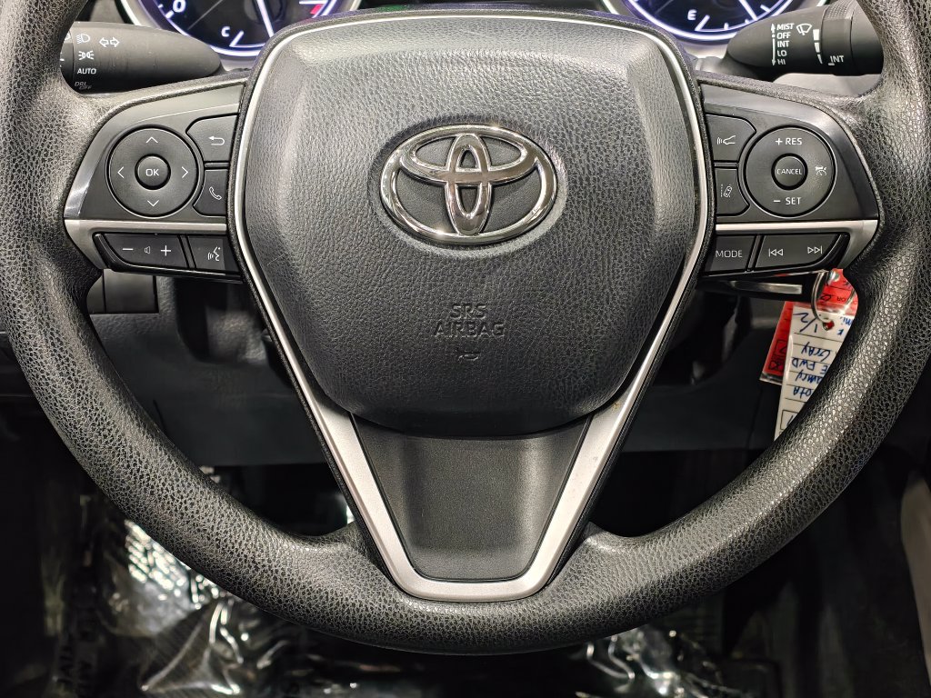 Used 2024 Toyota Camry LE FWD image 5