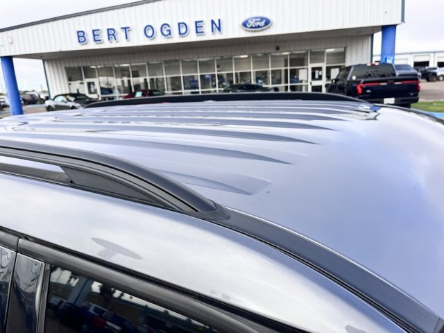 Used 2021 Ford Explorer XLT w/ Equipment Group 202A image 8