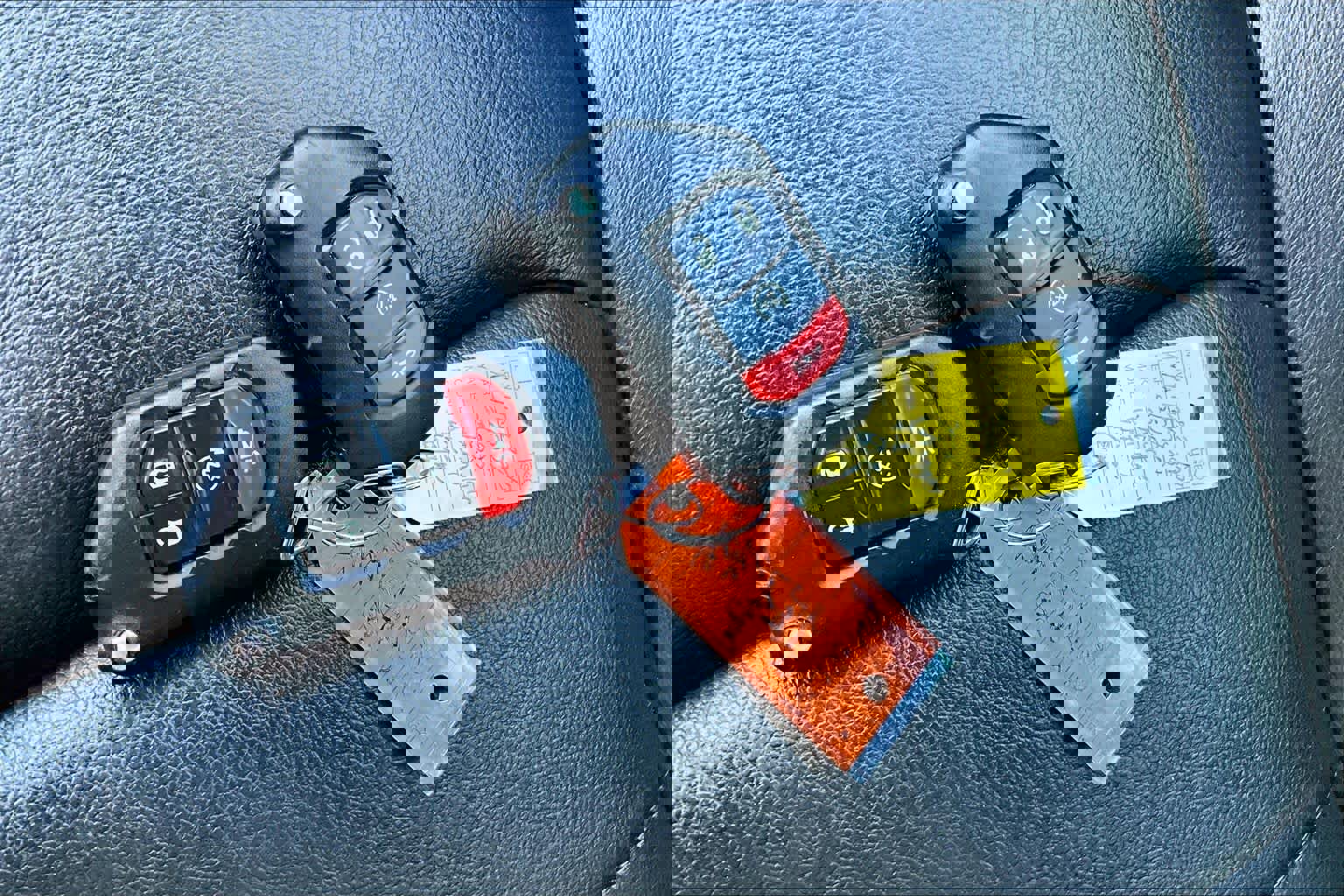 Used 2022 Jeep Wrangler Unlimited Sahara w/ Cold Weather Group image 14