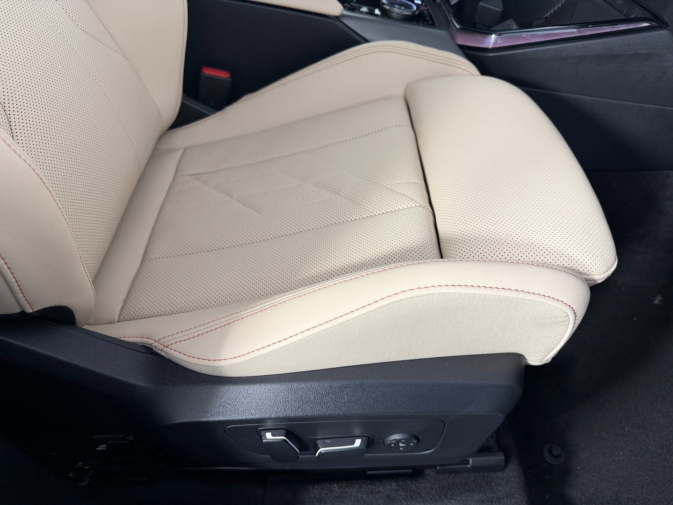 Used 2026 BMW X3 xDrive30i AWD/4WD image 32