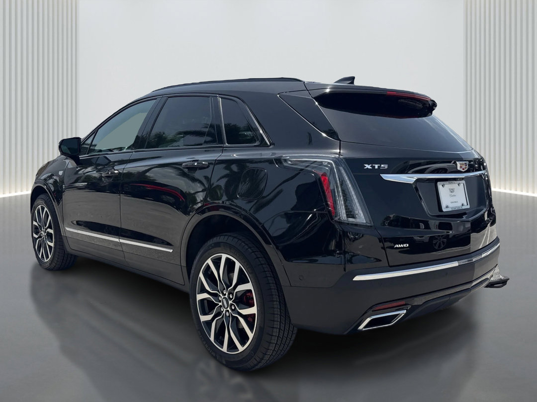 New 2024 Cadillac XT5 Sportv w/ Platinum Package AWD/4WD image 7