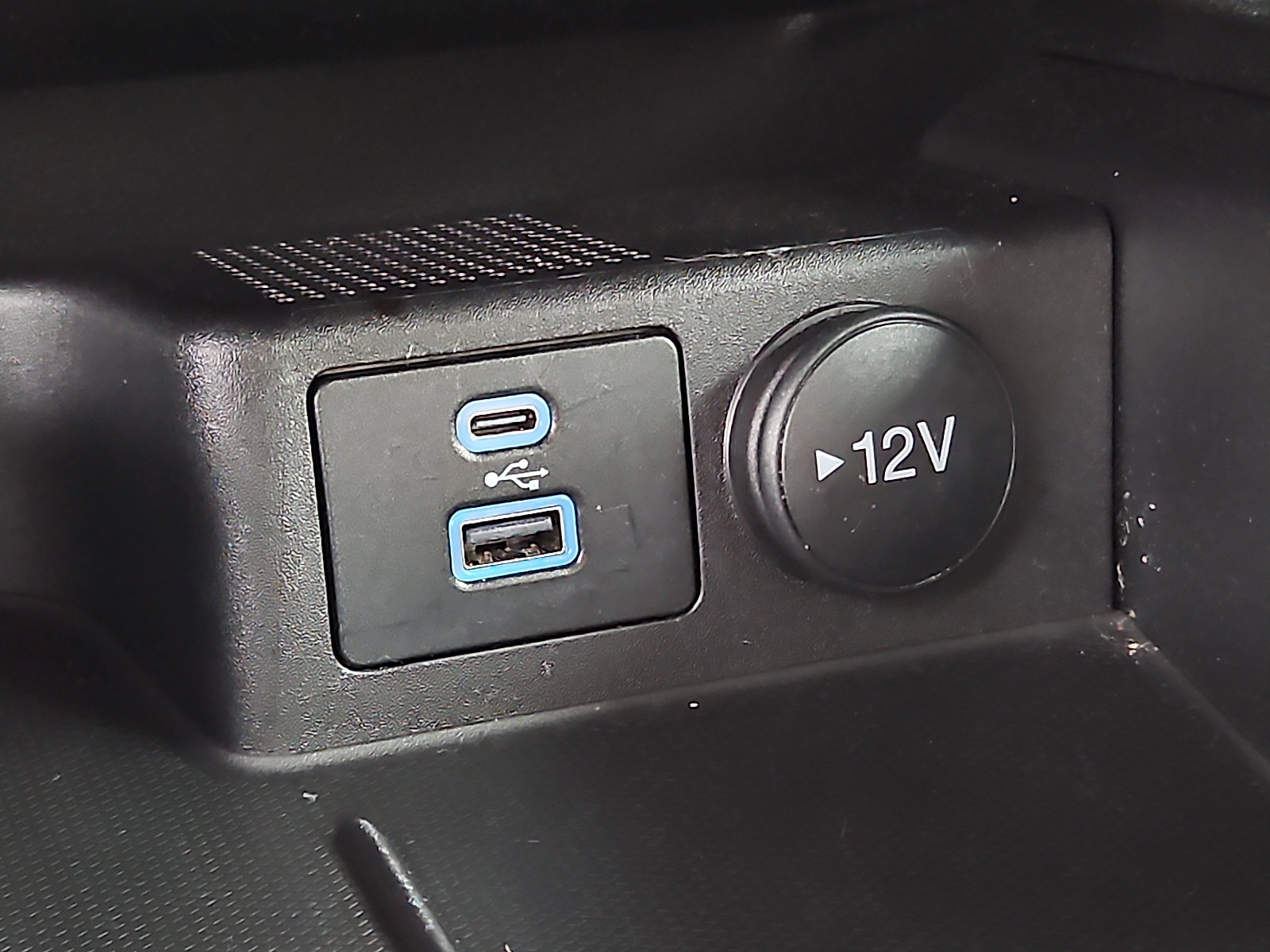 Used 2022 Ford Escape SE w/ Convenience Package image 23