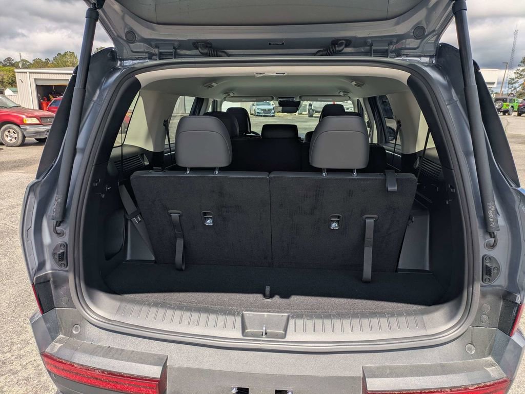 Used 2026 Hyundai Santa Fe SEL image 13