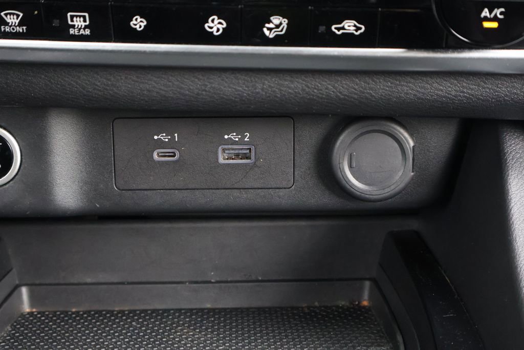 Used 2023 Nissan Rogue SV AWD/4WD image 21
