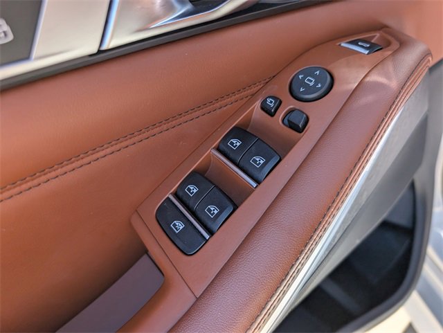 Used 2019 BMW X5 xDrive40i w/ M Sport Package image 17