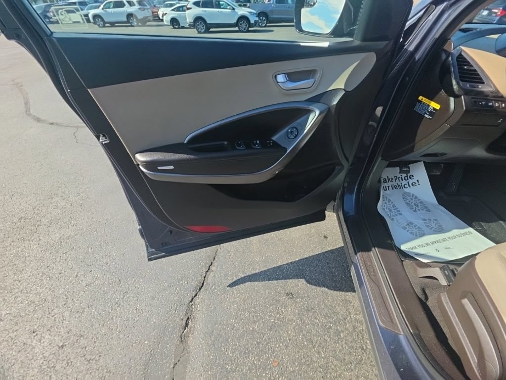 Used 2017 Hyundai Santa Fe Sport AWD/4WD image 16