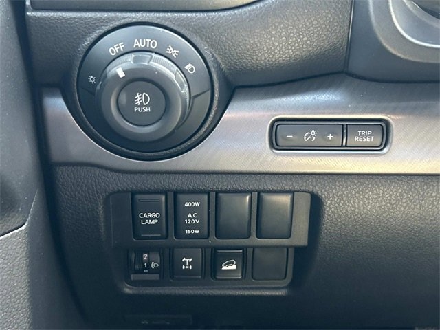 Used 2020 Nissan Titan PRO-4X w/ Pro-4x Utility Package image 30