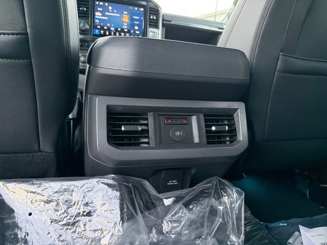 New 2027 Ford F350 Lariat w/ Lariat Ultimate Package AWD/4WD image 32
