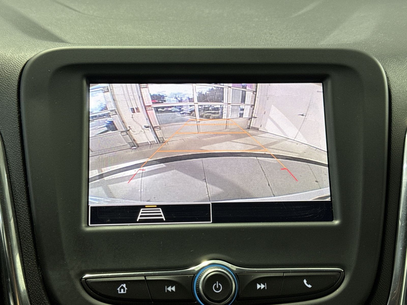 Used 2024 Chevrolet Equinox LS w/ LS Convenience Package FWD image 20