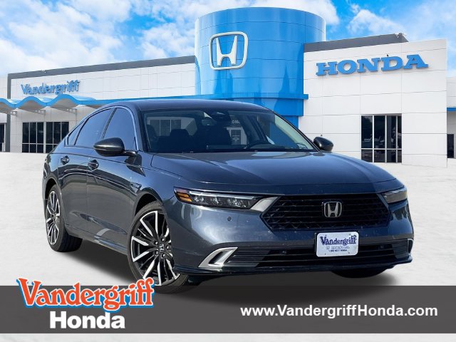 Used 2025 Honda Accord Touring image 1