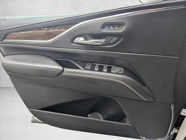 Used 2021 Cadillac Escalade Premium Luxury Platinum AWD/4WD image 11