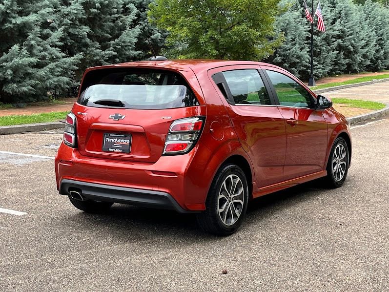 Used 2020 Chevrolet Sonic LT w/ Convenience Package FWD image 20