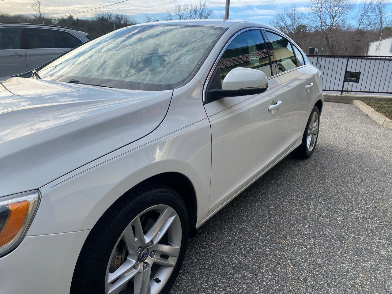 Used 2014 Volvo S60 T5 image 33