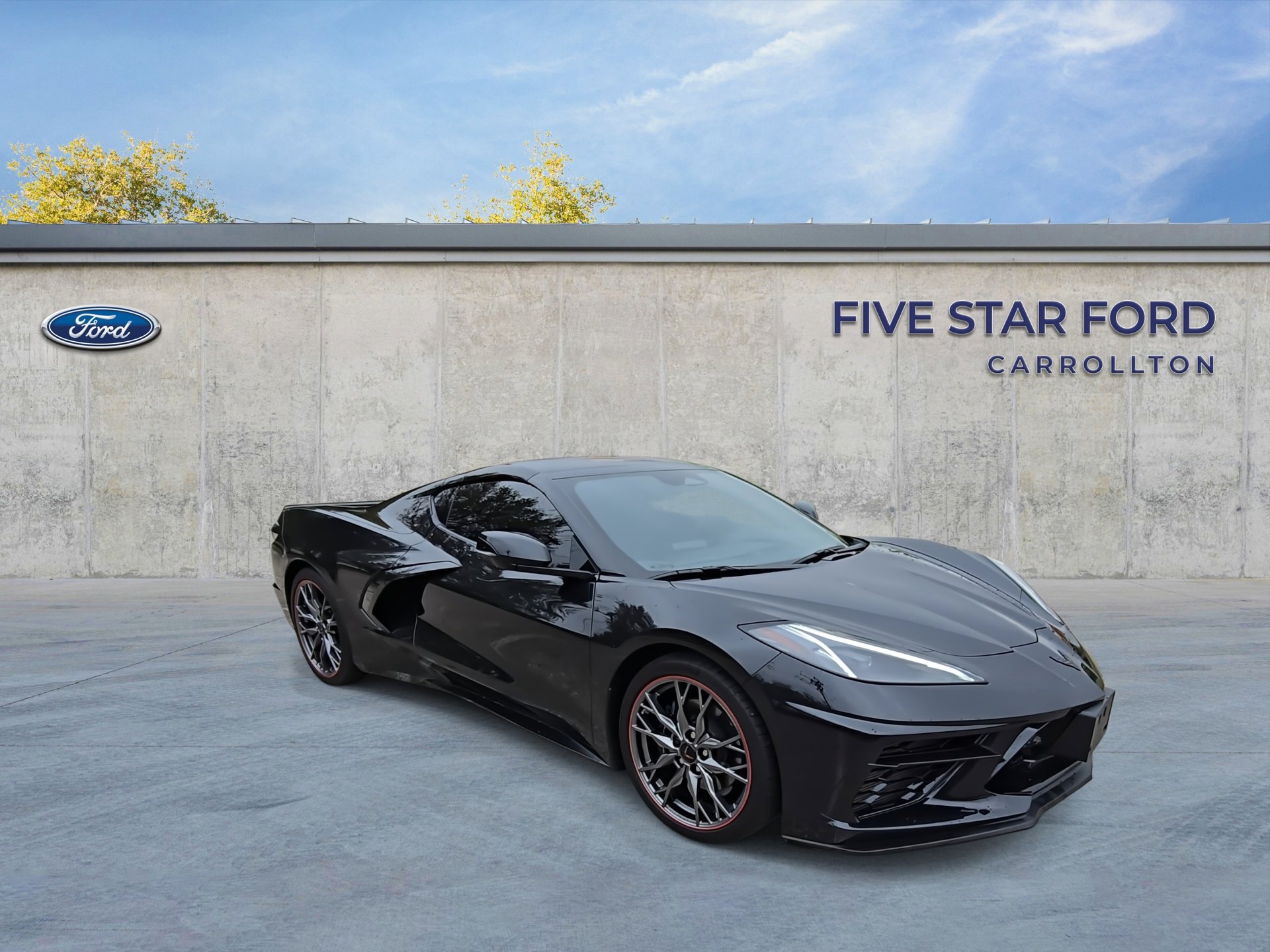 Used 2024 Chevrolet Corvette Stingray Preferred Cpe w/ Body-Color Dual Roof Package RWD image 2