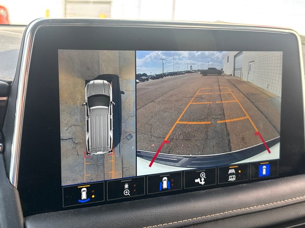 Used 2021 GMC Yukon XL AT4 w/ Rear Media and Nav Package image 12