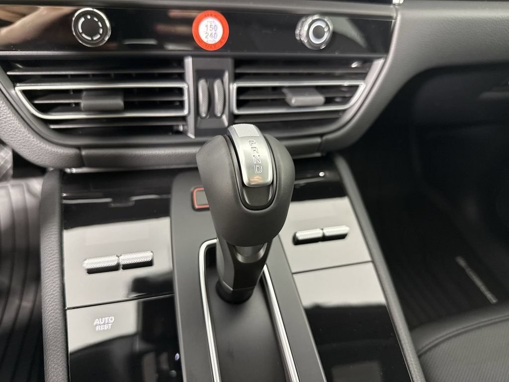 New 2026 Porsche Macan AWD/4WD image 32