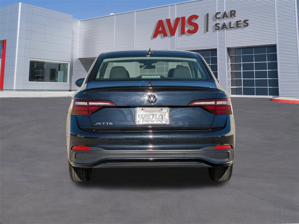 Used 2024 Volkswagen Jetta S image 7