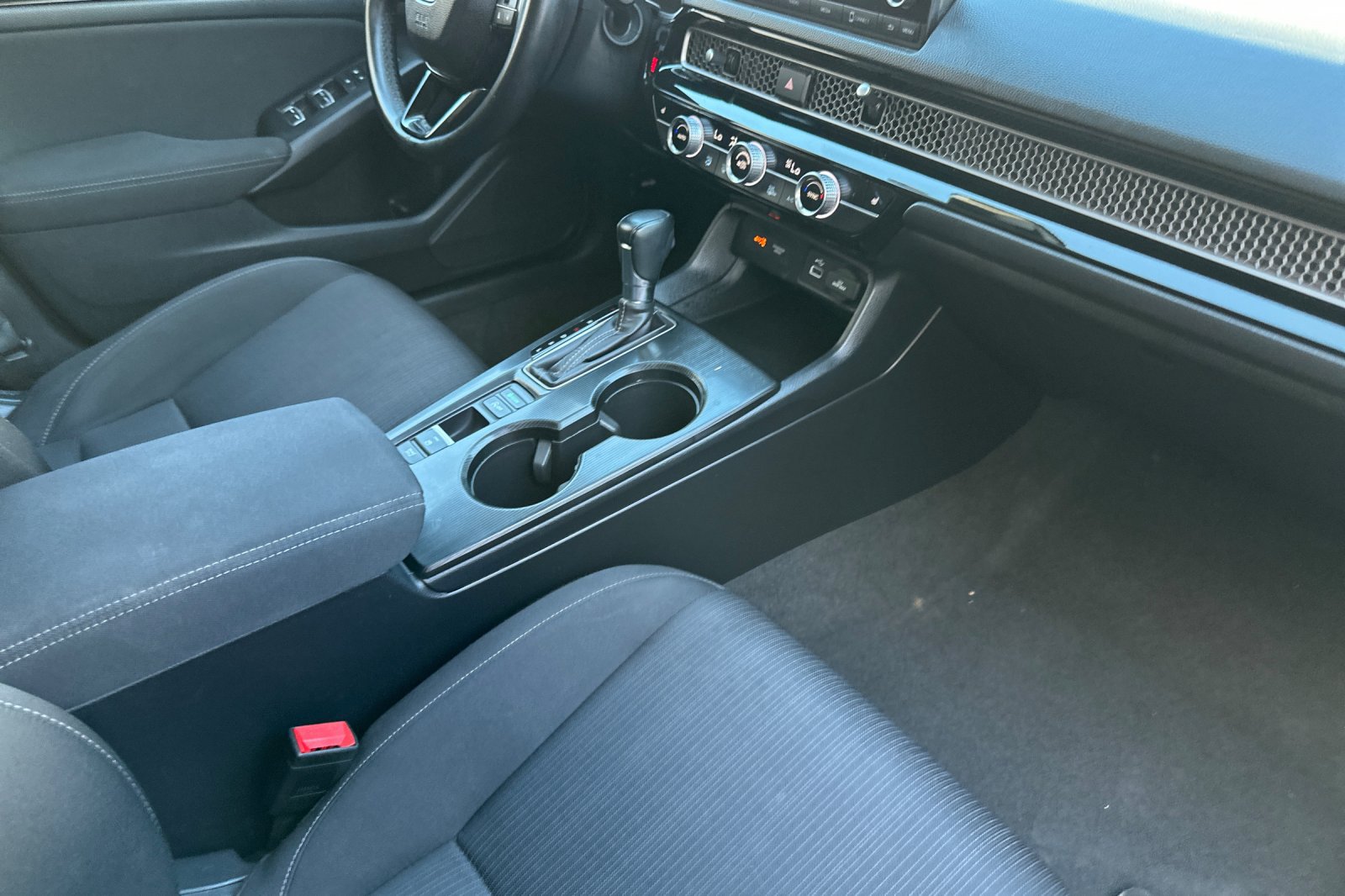Used 2023 Honda Civic EX image 18