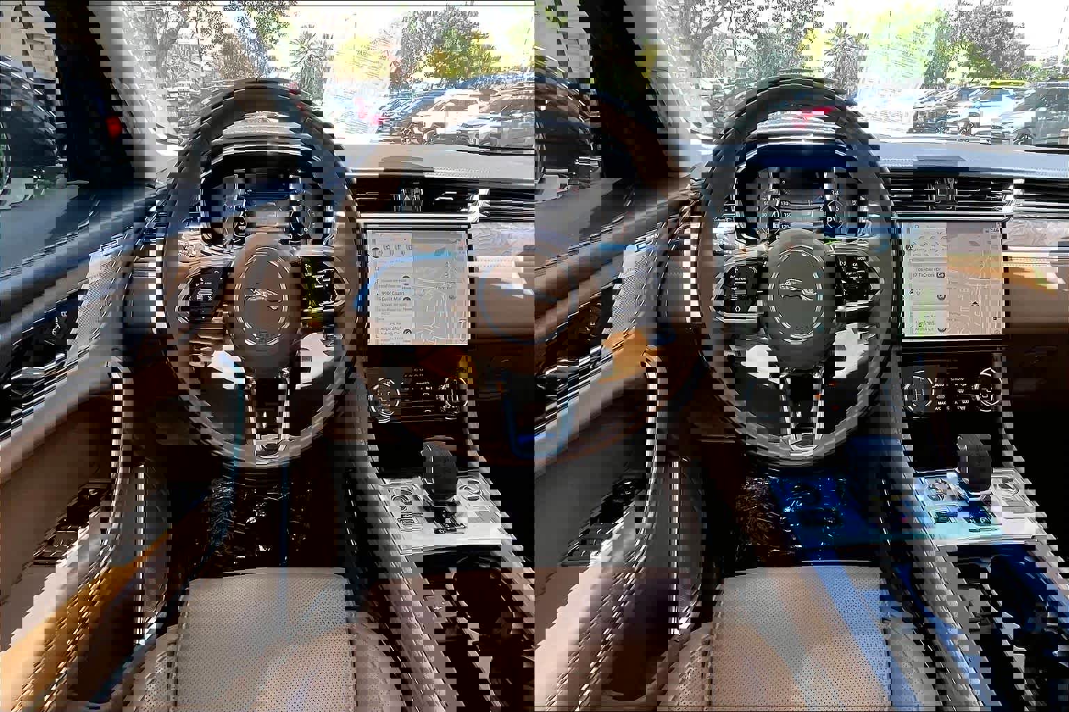 Used 2023 Jaguar F-PACE S AWD/4WD image 6