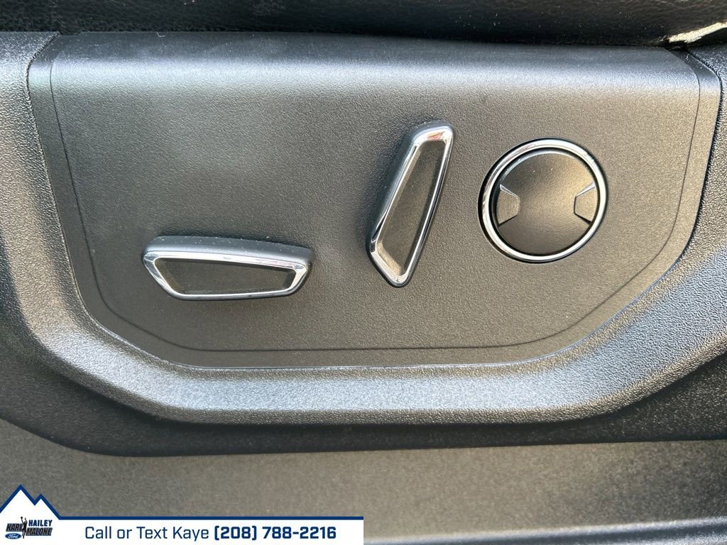 Used 2016 Ford F150 Lariat w/ Equipment Group 502A Luxury image 29