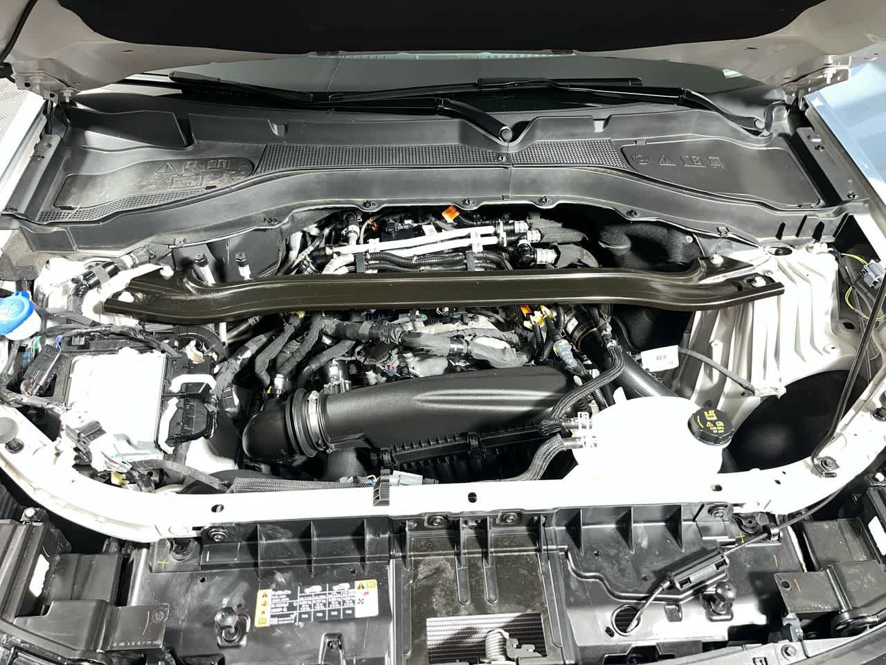 Used 2025 Ford Explorer ST-Line AWD/4WD image 12