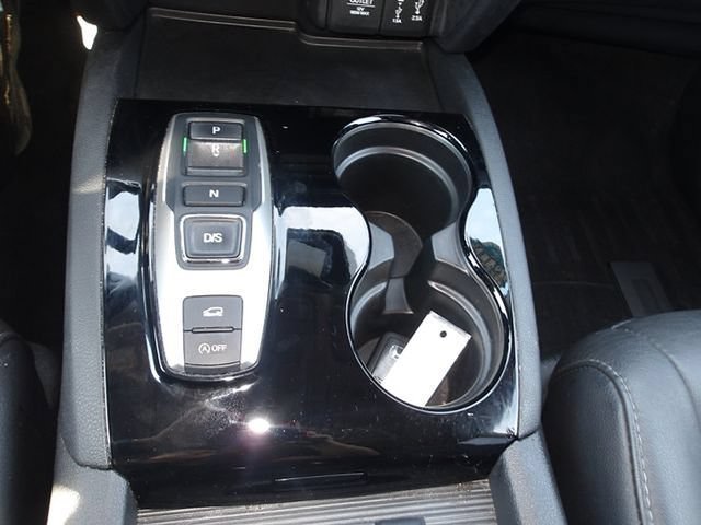 Used 2017 Honda Pilot Touring image 20