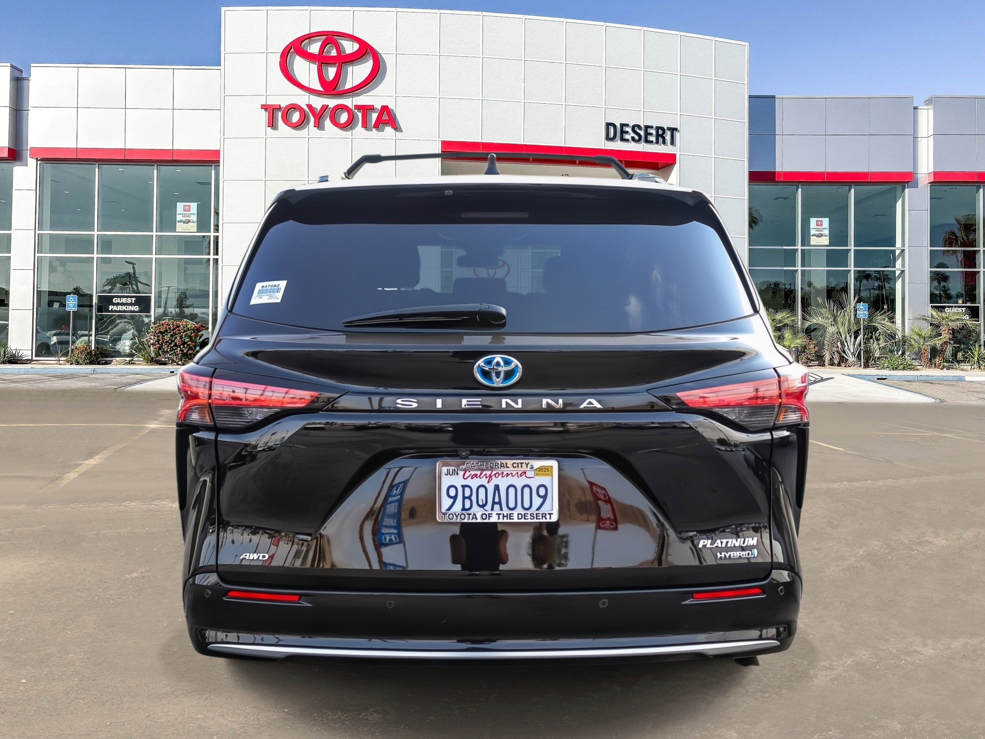 Certified 2022 Toyota Sienna Platinum image 6