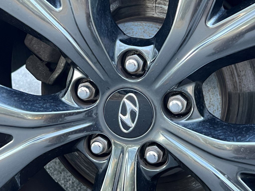 Used 2017 Hyundai Santa Fe Sport image 9