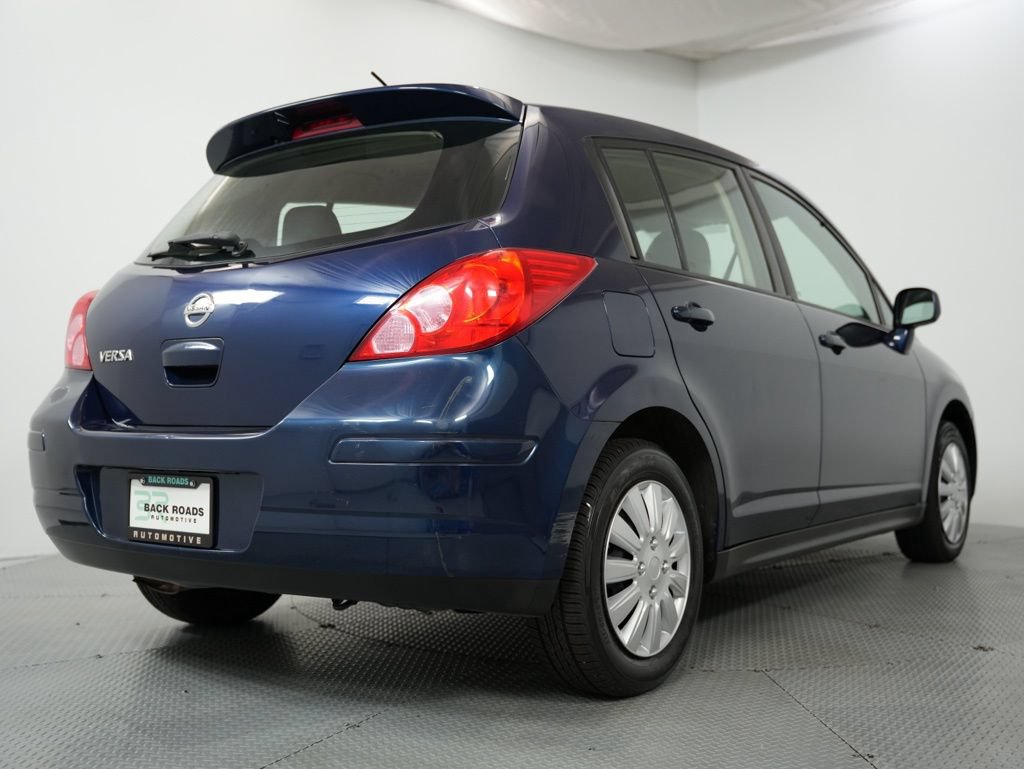 Used 2012 Nissan Versa 1.8 S FWD image 9