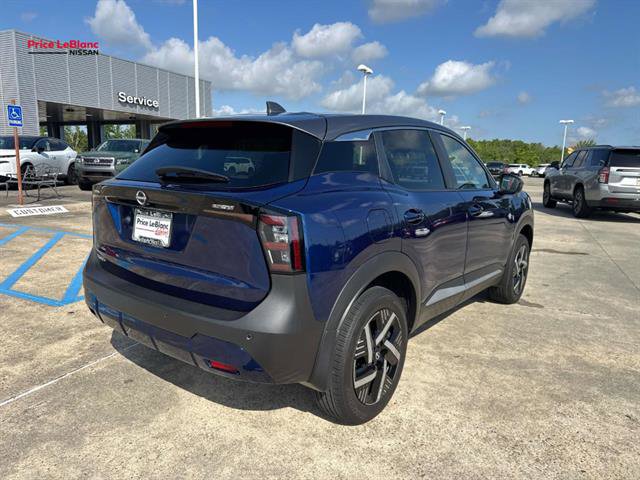 Used 2025 Nissan Kicks SV image 14