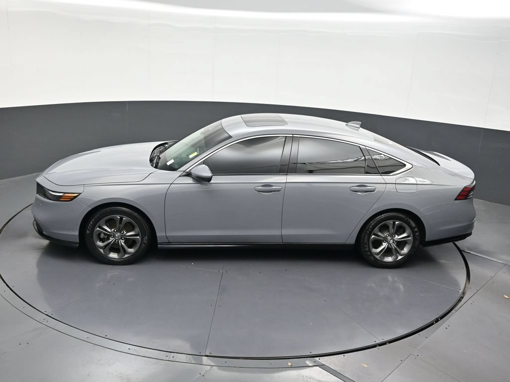 Used 2023 Honda Accord EX-L image 16