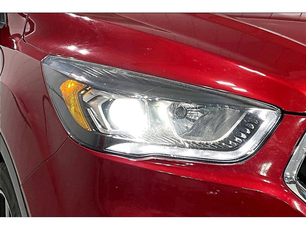 Used 2017 Ford Escape Titanium AWD/4WD image 29