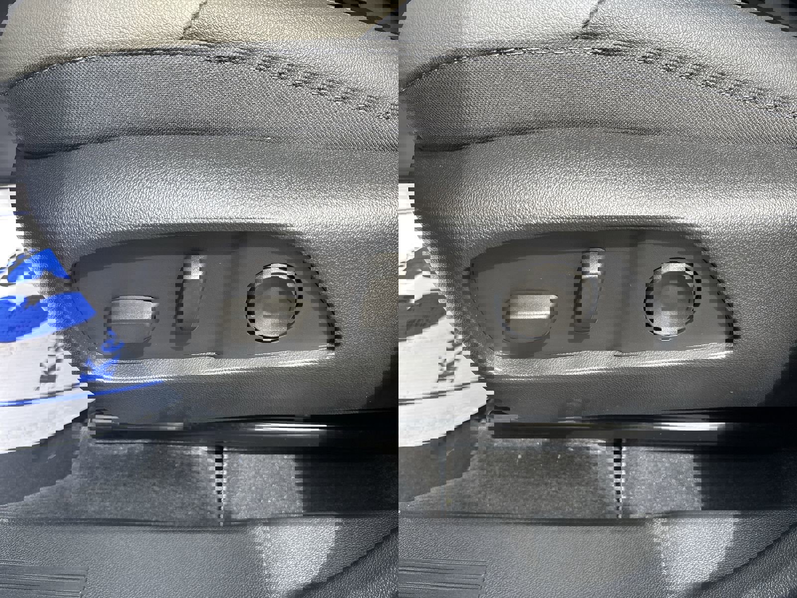 New 2026 Chevrolet Equinox LT w/ Convenience Package II image 15