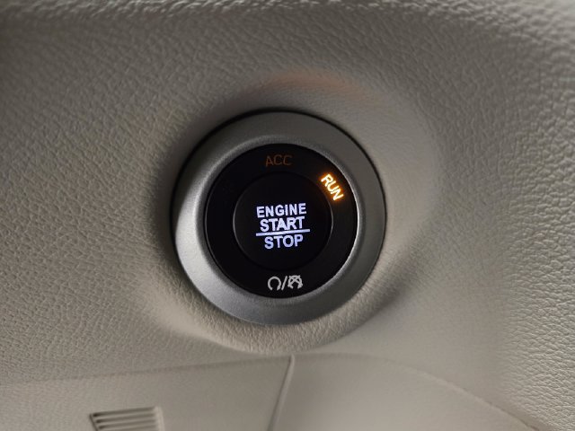 Used 2020 Chrysler Pacifica Touring-L Plus FWD image 19