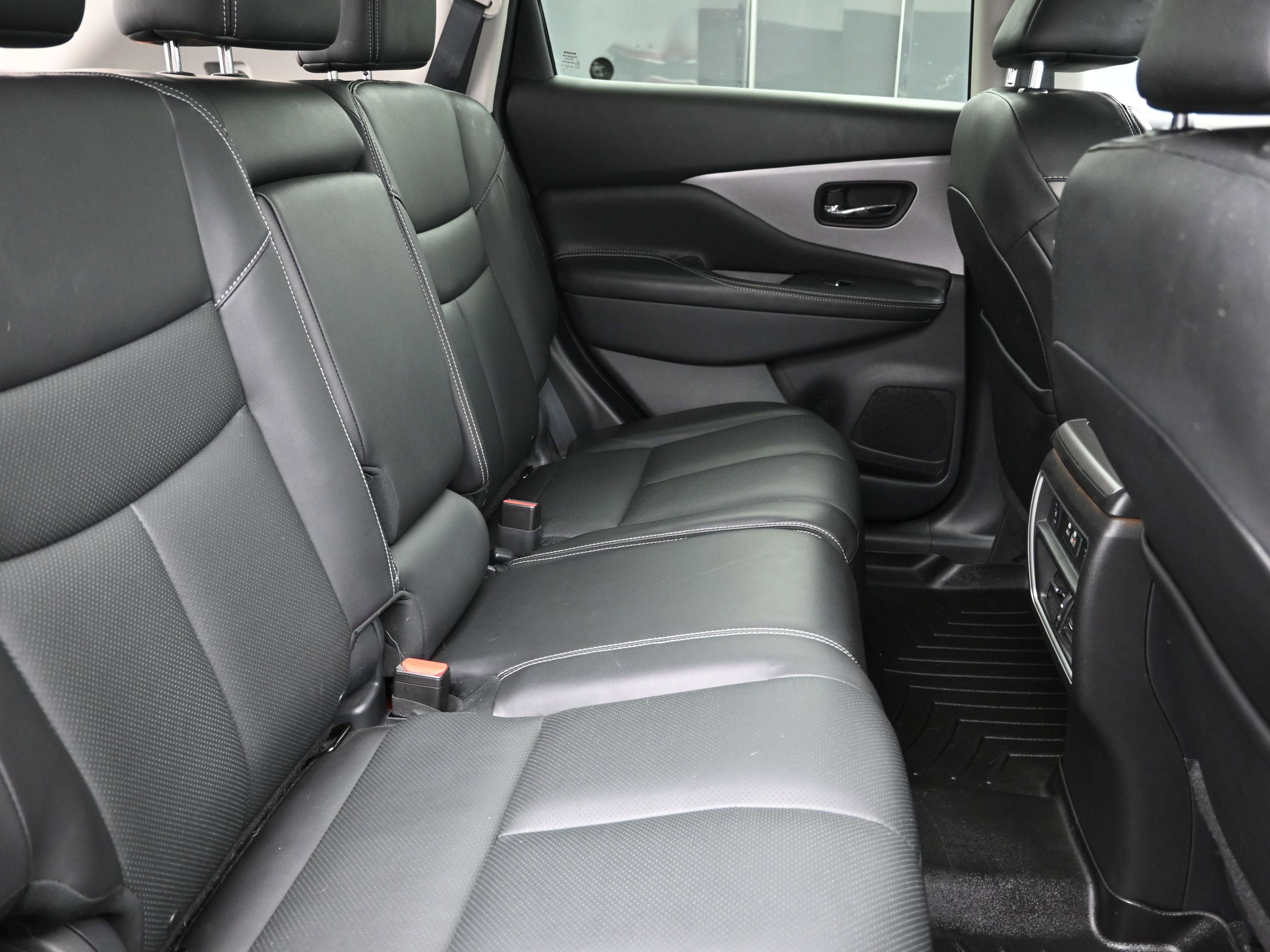 Used 2020 Nissan Murano SL w/ Moonroof Package image 25