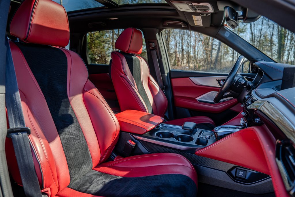 Used 2023 Acura MDX A-Spec image 32