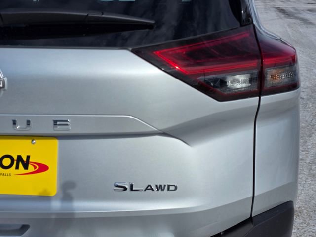 Used 2023 Nissan Rogue SL w/ SL Premium Package AWD/4WD image 9