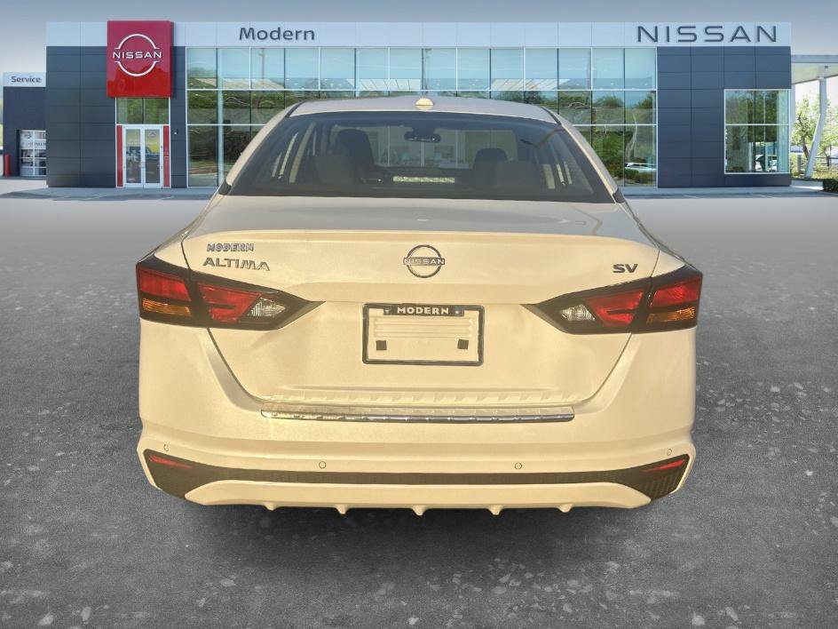Certified 2023 Nissan Altima 2.5 SV FWD image 6