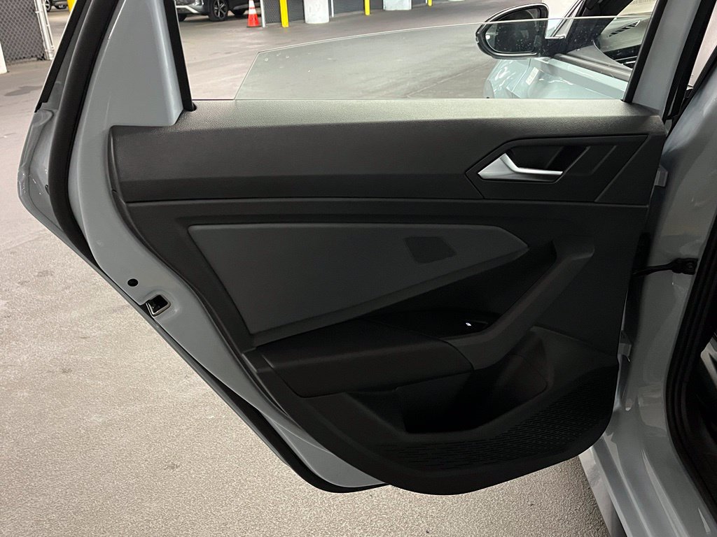 New 2027 Volkswagen Jetta GLI Autobahn FWD image 18