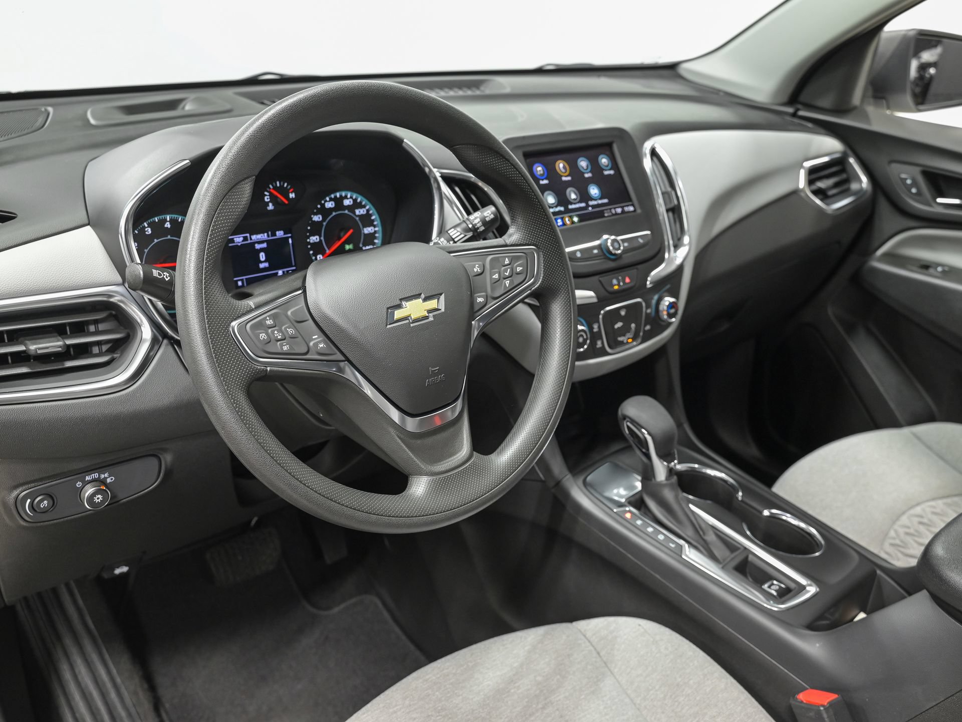 Used 2024 Chevrolet Equinox LS FWD image 14