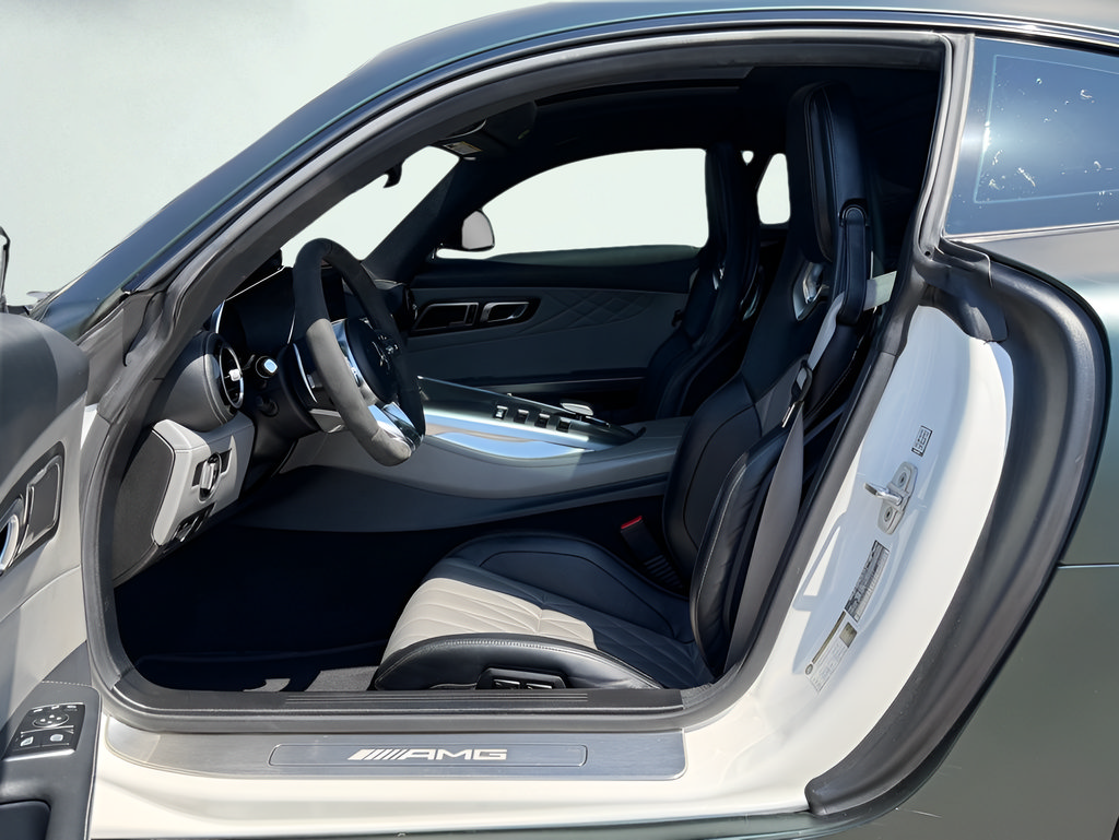 Used 2020 Mercedes-Benz AMG GT C image 20